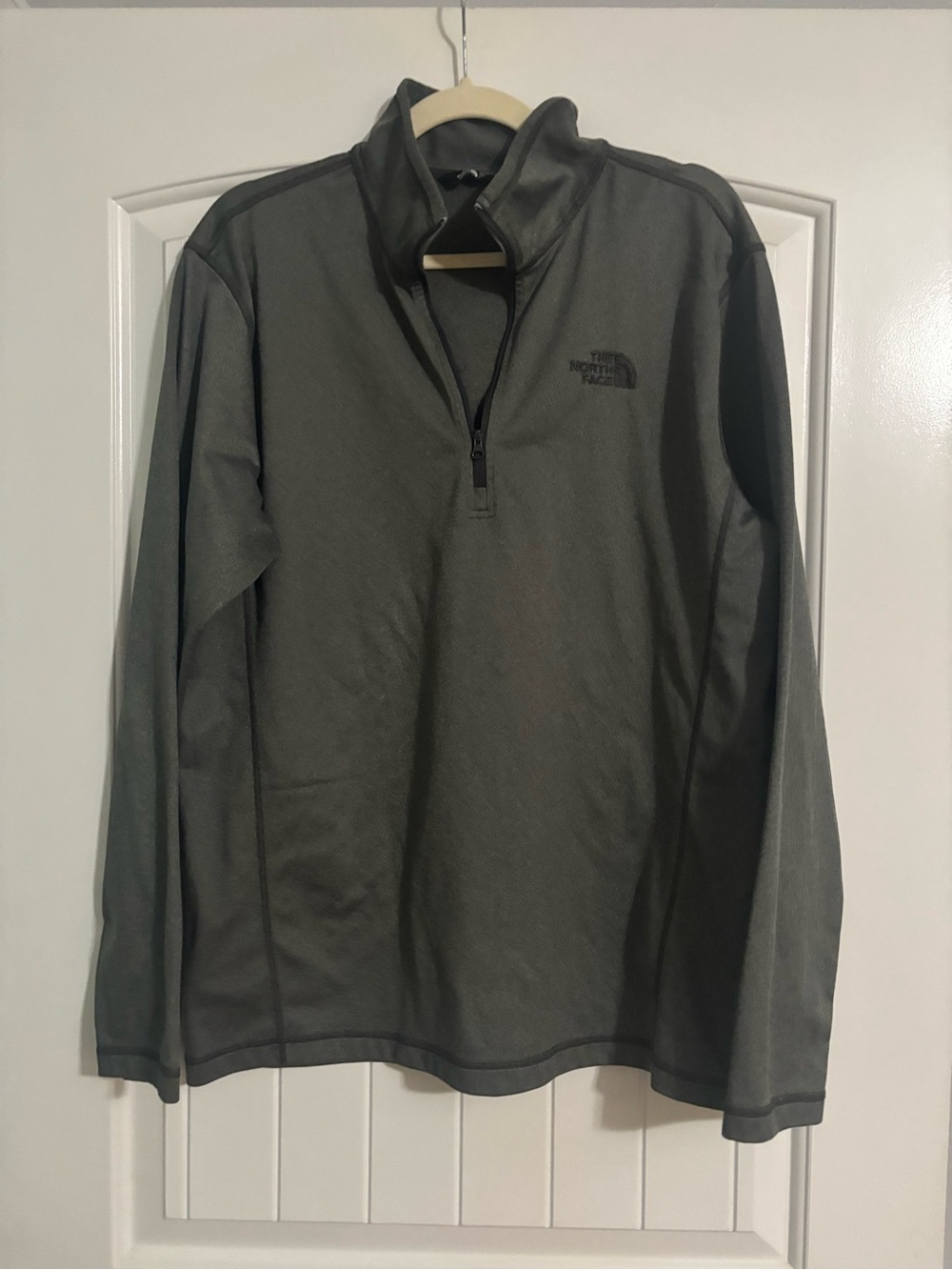 The North Face Men’s Olive Green Half-Zip Pullover